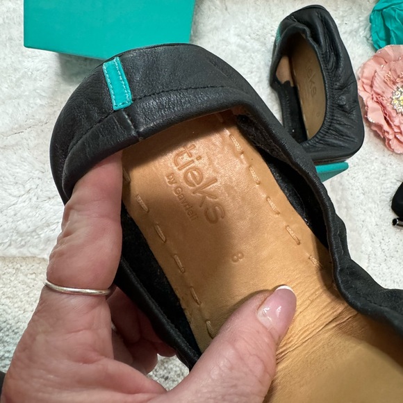 Tieks With Box, Bag, Flower etc - Picture 5 of 7